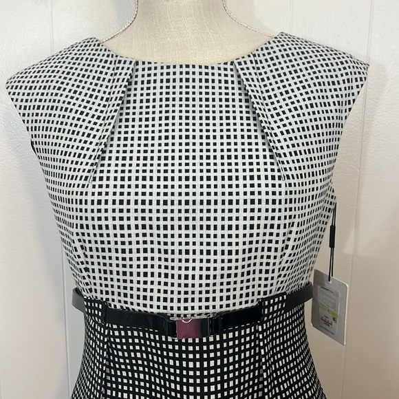 NWOT Calvin Klein Belted Houndstooth Sheath Dress Size 4 - Picture 3 of 13